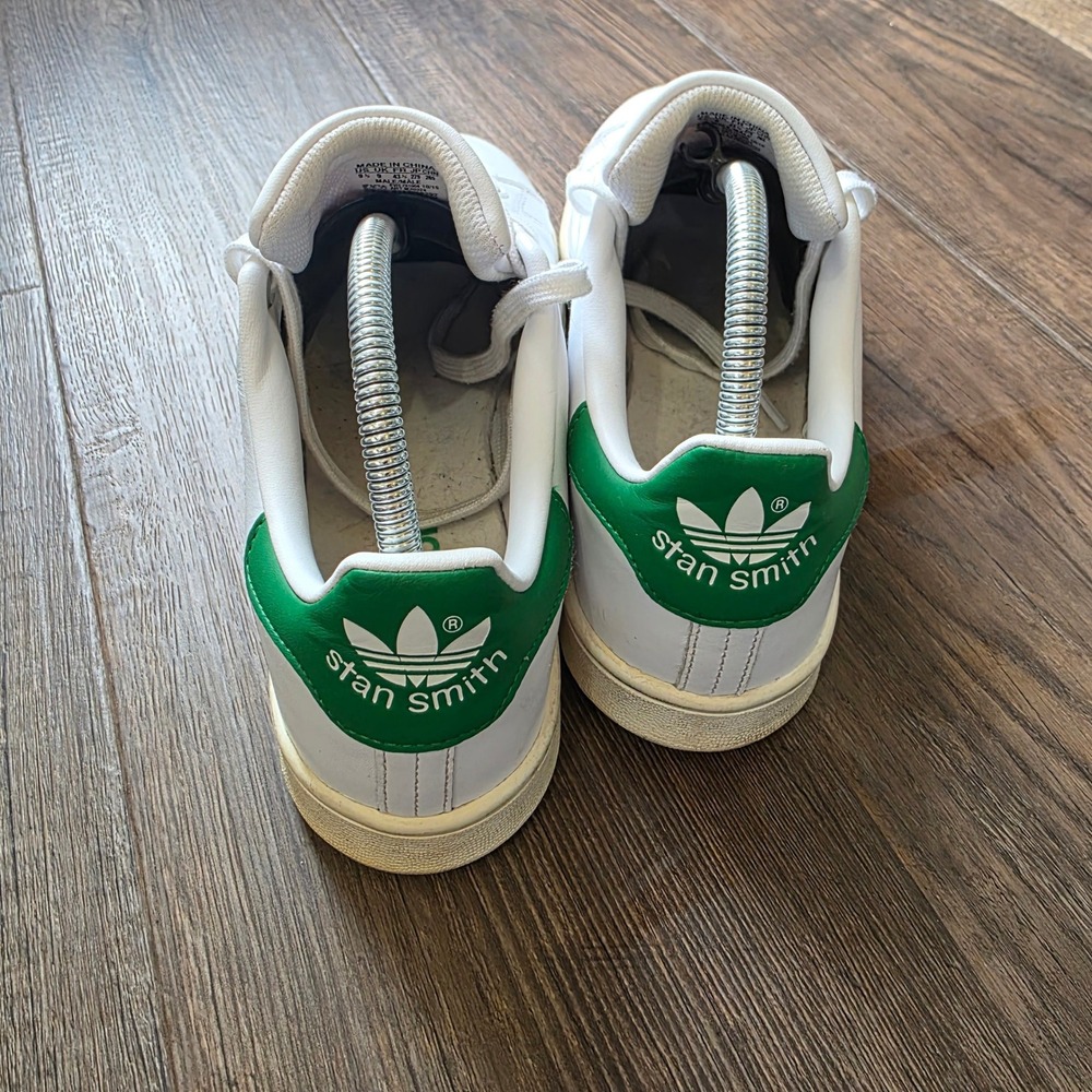 adidas Stan Smith White Green Leather Sneakers Mens size 9.5 - Picture 2 of 13